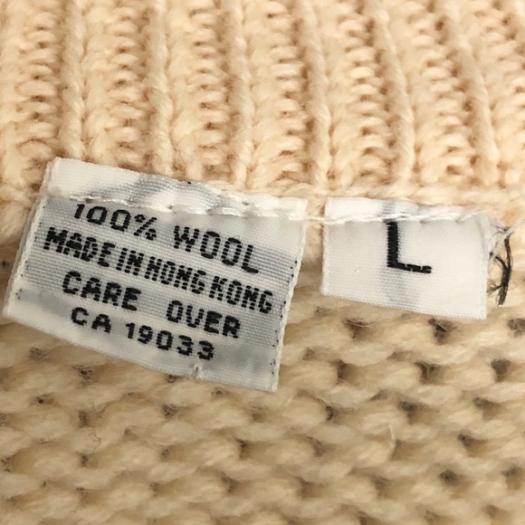 Womens Cream and Green Wool Sweater. Size Large. - Picture 3 of 6